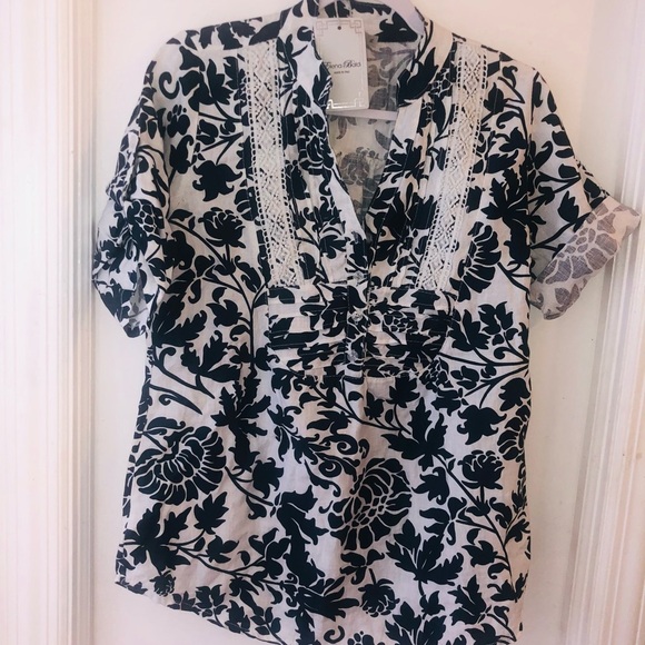 Top - Picture 4 of 16